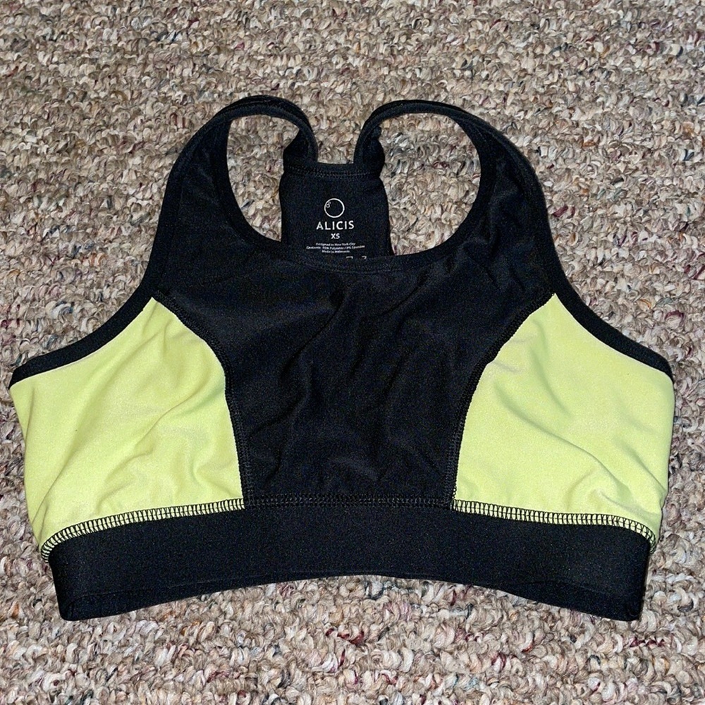Womens Alicis Sports Bra